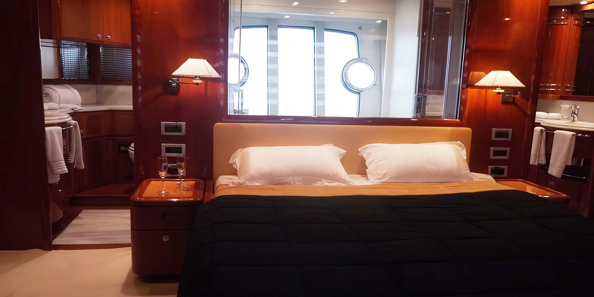 Аренда яхты Ferretti 881 Samara на Мальдивах